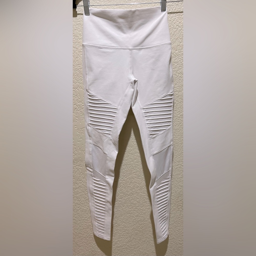NWT Alo Yoga High Waist Moto Leggings White White Glossy Size S - Picture 4 of 8
